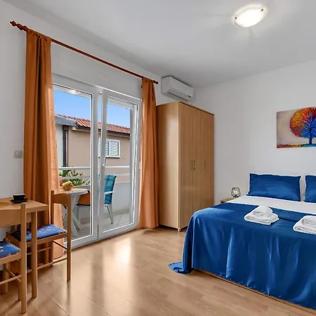 Residence Apartments Apartment