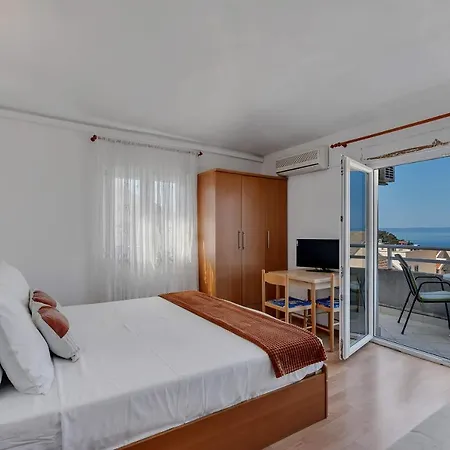Residence Apartments Makarska