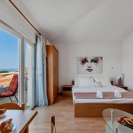 Residence Apartments * Makarska