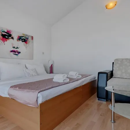 Residence Apartments * Makarska