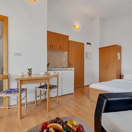 Residence Apartments * Makarska